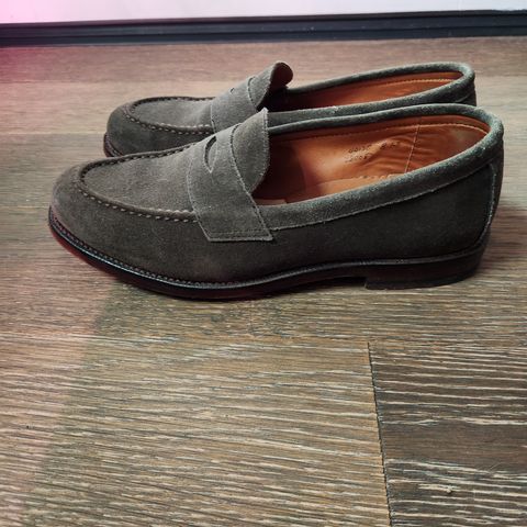 Grant Stone Traveler Penny in C.F. Stead Loden Janus Calf Suede