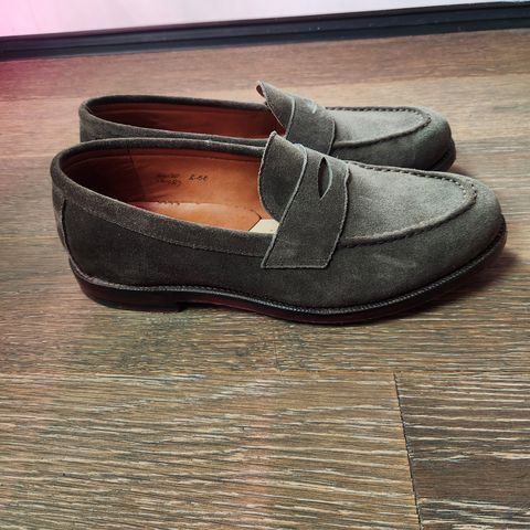 Grant Stone Traveler Penny in C.F. Stead Loden Janus Calf Suede
