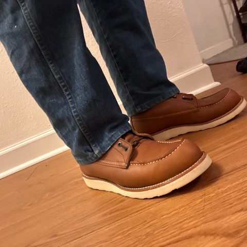 Red Wing 8-Inch Classic Moc in S.B. Foot Oro-Iginal