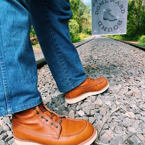 Red Wing 8-Inch Classic Moc in S.B. Foot Oro-Iginal