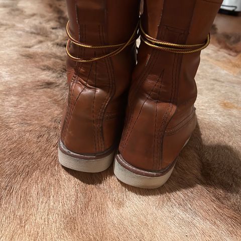 Red Wing 8-Inch Classic Moc in S.B. Foot Oro-Iginal