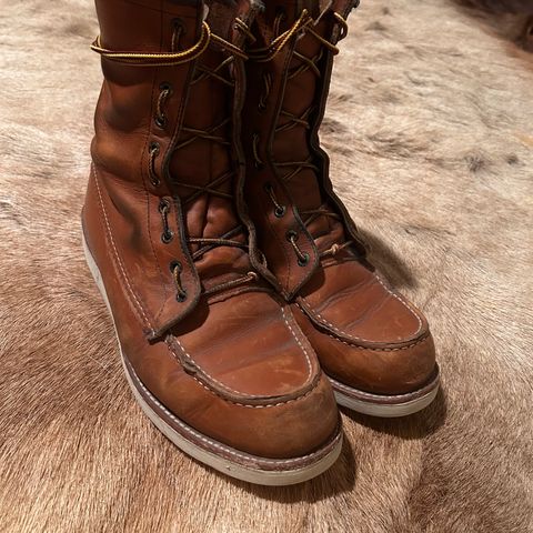 Red Wing 8-Inch Classic Moc in S.B. Foot Oro-Iginal