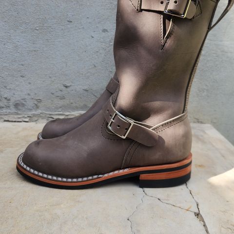 Nicks Renegade in Horween Steel Predator