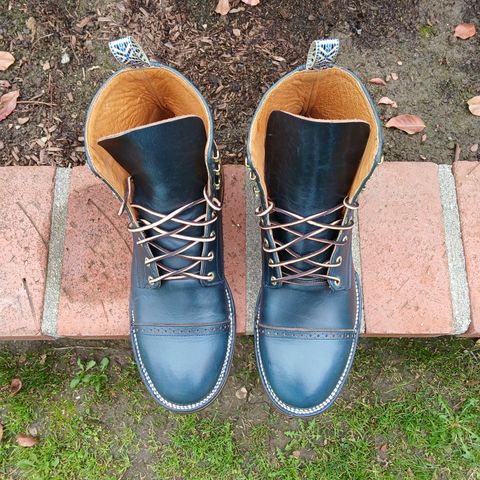 Unmarked DB Hunter Cap Toe in Horween Navy Chromexcel