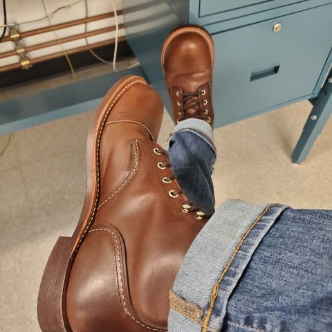 Red Wing Iron Ranger in S.B. Foot Amber Harness