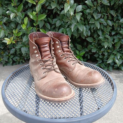 Red Wing Iron Ranger in S.B. Foot Amber Harness
