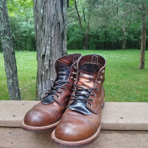 Red Wing Iron Ranger in S.B. Foot Amber Harness