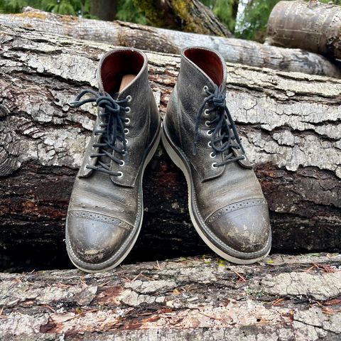 Grant Stone Garrison Boot in Black Waxed Deer