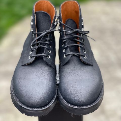 Grant Stone Edward Boot in C.F. Stead Black Waxy Commander Suede
