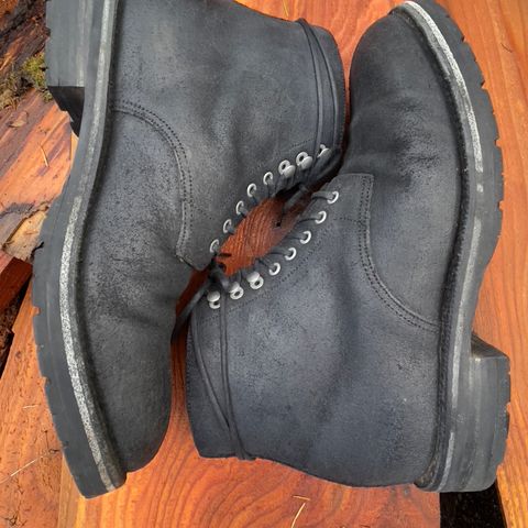 Grant Stone Edward Boot in C.F. Stead Black Waxy Commander Suede