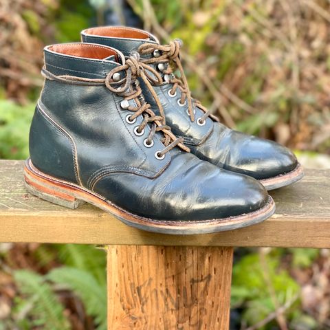 View photo of Grant Stone Diesel Boot in Horween Navy Chromexcel