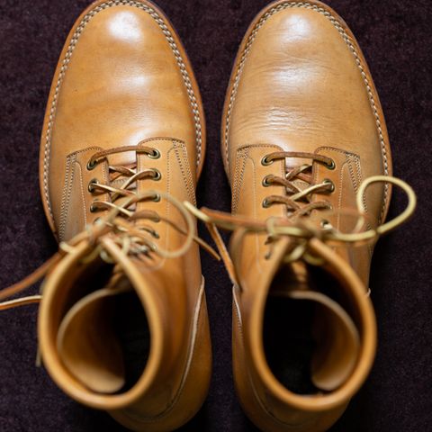 View photo of Onderhoud SVC02 Packer Boot in Shinki Natural Oiled Horsebutt