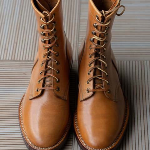 View photo of Onderhoud SVC02 Packer Boot in Shinki Natural Oiled Horsebutt