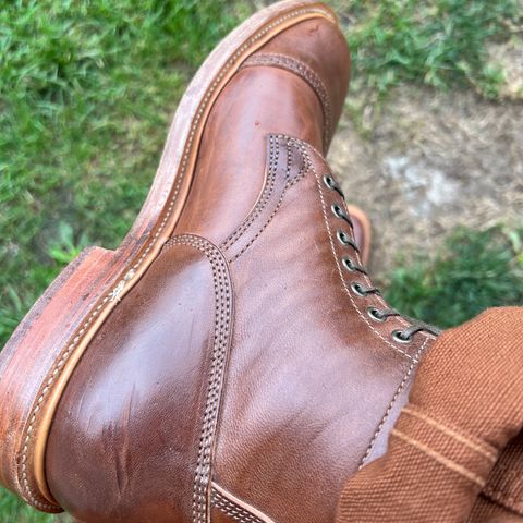 Viberg Bobcat in Maryam Brown Horsebutt