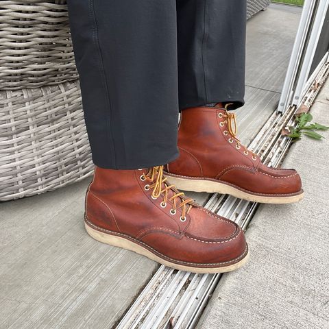 View photo of Red Wing 6-Inch Classic Moc in S.B. Foot Oro Legacy