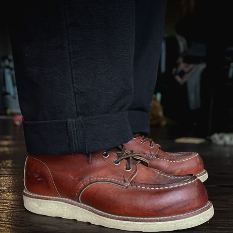 View photo of Red Wing 6-Inch Classic Moc in S.B. Foot Oro Legacy