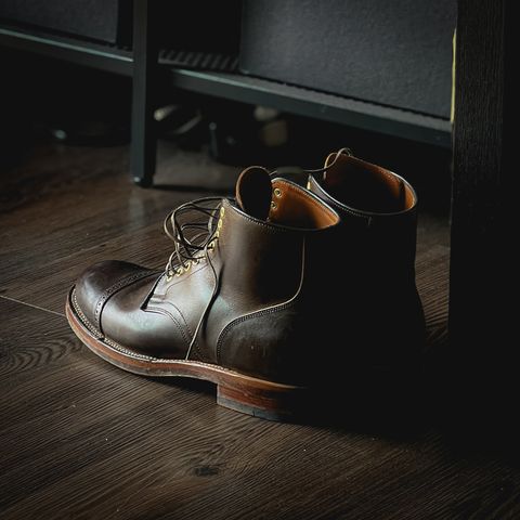 View photo of Viberg Service Boot BCT in Gallun Caper Viking Calf