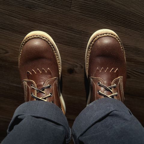 View photo of White's 350 Cruiser in Horween Natural Waxed Flesh