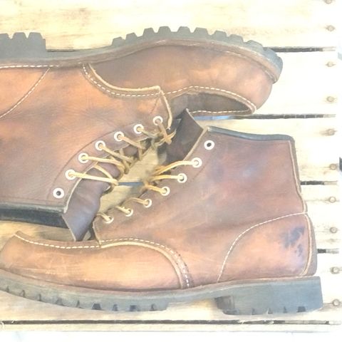 Red Wing Roughneck in S.B. Foot Briar Oil Slick