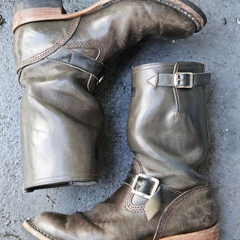 Wesco Mister Lou in Maryam Petrolio Waxed Black Horsehide