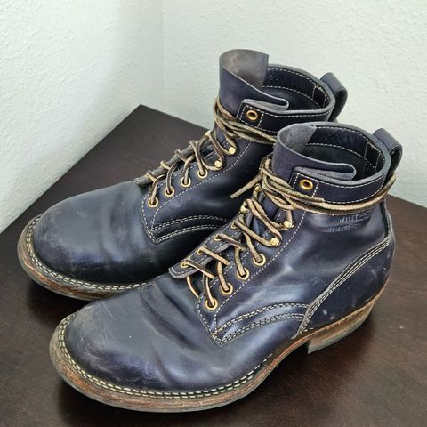 View photo of White's Stitchdown Cruiser in Maryam Navy Horsehide