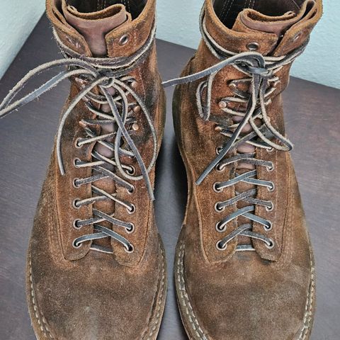 View photo of White's Bounty Hunter in Seidel Distressed Roughout