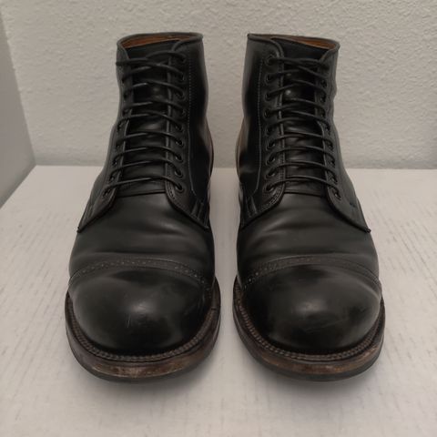 View photo of Viberg Service Boot BCT in Horween Black Tumbled Shell Cordovan