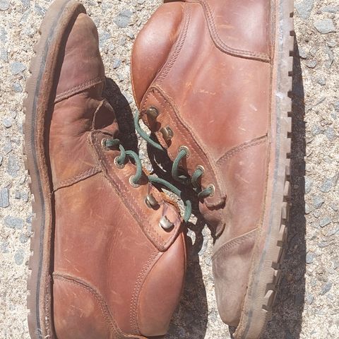 View photo of Jim Green African Ranger Barefoot Boot in Fudge Crazy Horse