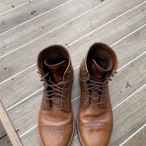 Oak Street Bootmakers Trench Boot in Horween Natural Chromexcel