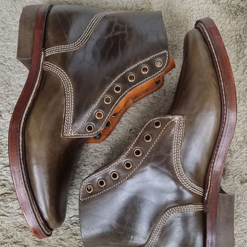 Willie's Handmade Boots Boondocker in Maryam Olive Horsebutt