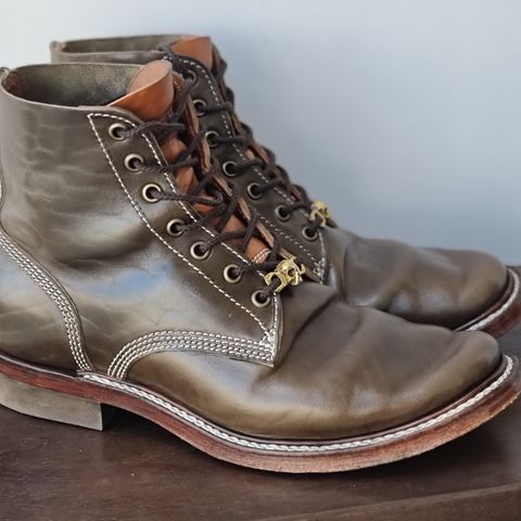 Willie's Handmade Boots Boondocker in Maryam Olive Horsebutt