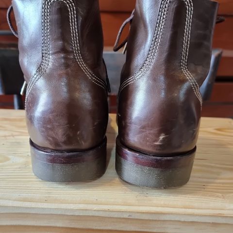 Willie's Handmade Boots Boondocker in Maryam Olive Horsebutt