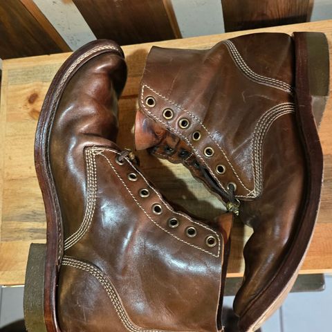 Willie's Handmade Boots Boondocker in Maryam Olive Horsebutt