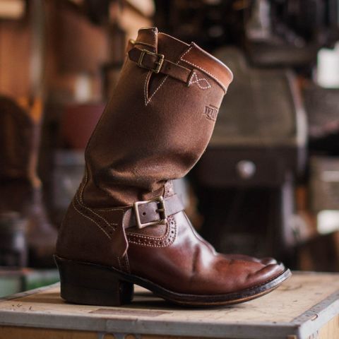 Willie's Handmade Boots Engineer Boots in Maryam Natural Waxed Reverse Horsebutt
