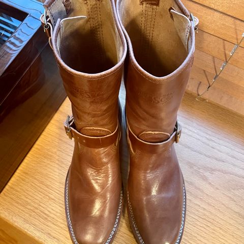 Wesco Mister Lou in Maryam Toscanello TPR Horsebutt