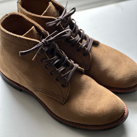 View photo of Red Wing Merchant in S.B. Foot Olive Mohave Roughout