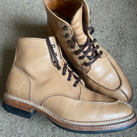 View photo of Jakkrabbits Field Boots in Unknown Natural Veg Tan