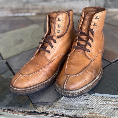 View photo of Jakkrabbits Field Boots in Unknown Natural Veg Tan