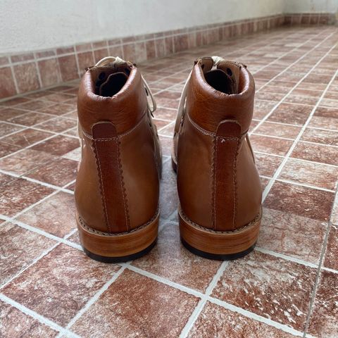 BLKBRD Unlisted Model in Unknown Leather