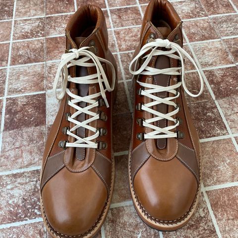 BLKBRD Unlisted Model in Unknown Leather