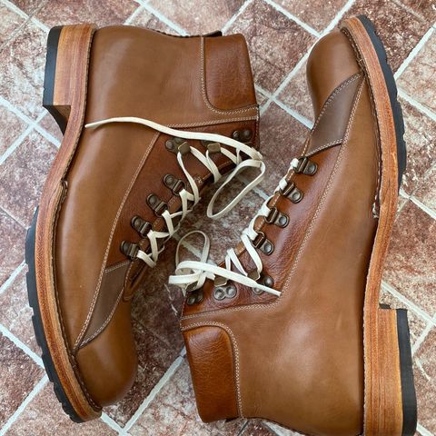 BLKBRD Unlisted Model in Unknown Leather
