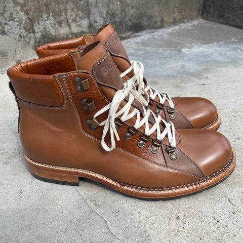 BLKBRD Unlisted Model in Unknown Leather