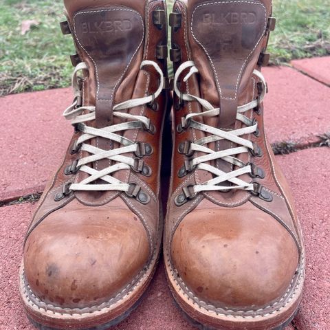 BLKBRD Unlisted Model in Unknown Leather