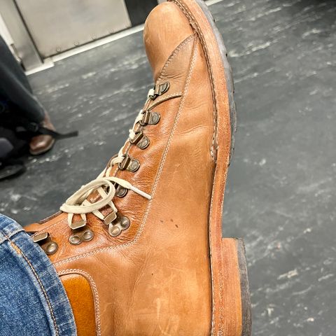 BLKBRD Unlisted Model in Unknown Leather