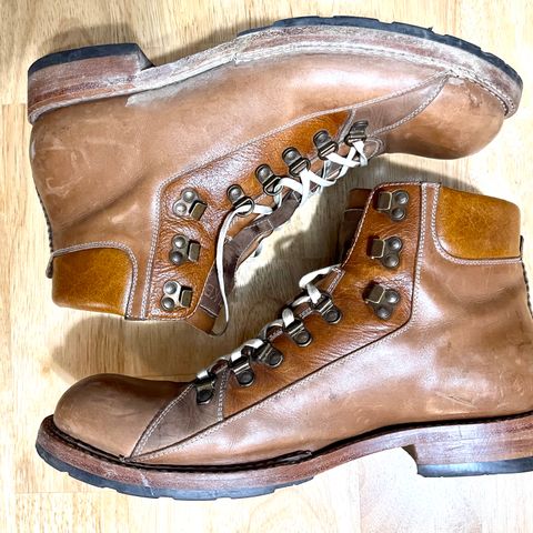 BLKBRD Unlisted Model in Unknown Leather