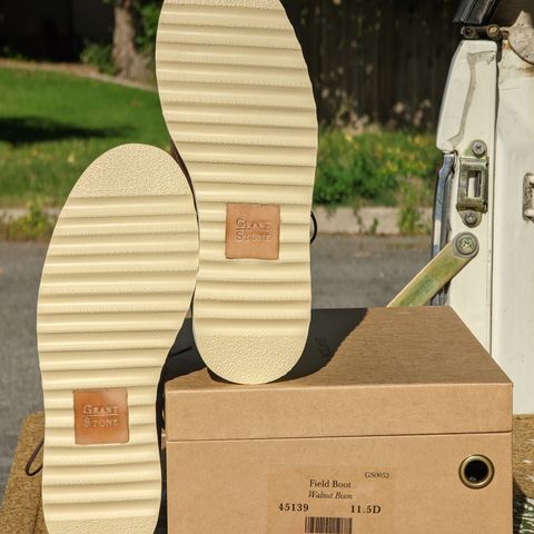 Grant Stone Field Boot in Seidel Walnut Bison