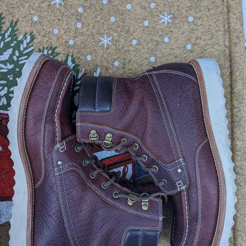 Grant Stone Field Boot in Seidel Walnut Bison