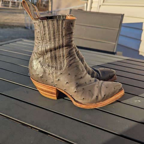 Flora Knight Bespoke Cowboy Chelsea Boot in Quilled Ostrich Grey