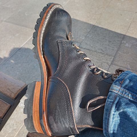 Nicks Urban Drifter in Horween Black Waxed Flesh