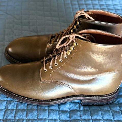 View photo of Grant Stone Edward Boot in Horween Dark Olive Chromexcel